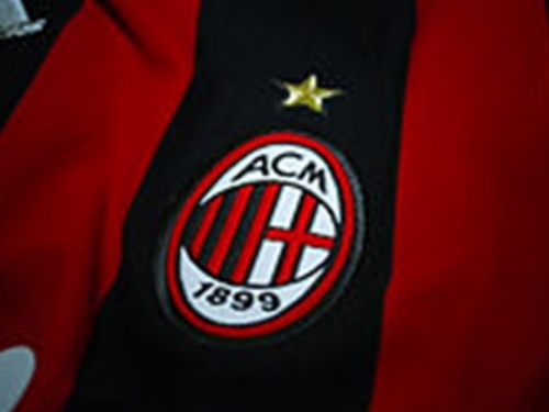 Berlusconi službeno prodao AC Milan Kinezima za 740 milijuna eura