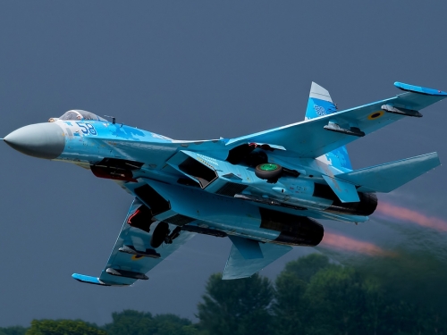 Ruski Su-27 presreo američki špijunski zrakoplov