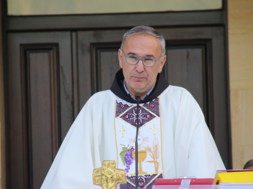 FOTO: Misa Uočnica povodom proslave Velike Gospe u župi Rama Šćit