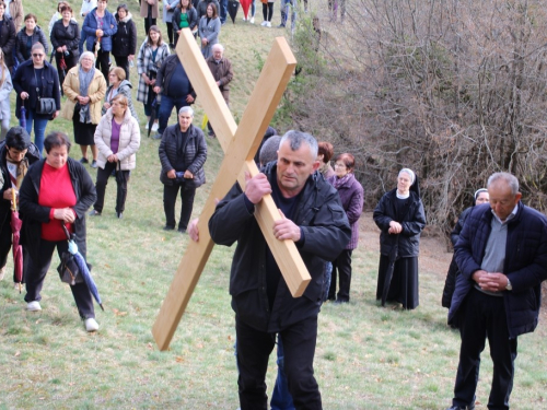 FOTO: Ramski put križa u Podboru