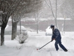 Snježna oluja pogodila SAD, najmanje devetero poginulih