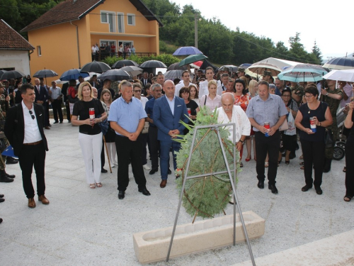 UZDOL: Otkriven spomenik poginulim braniteljima i obilježen Dan 3. bojne brigade Rama