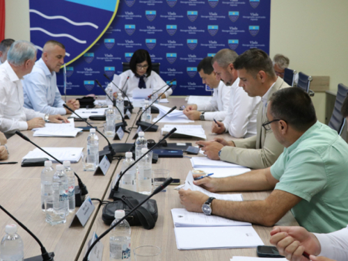 Vlada HNŽ utvrdila popis 200 vježbenika