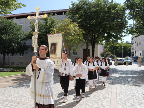 FOTO: Ramci hodočastili Gospi u Sinj