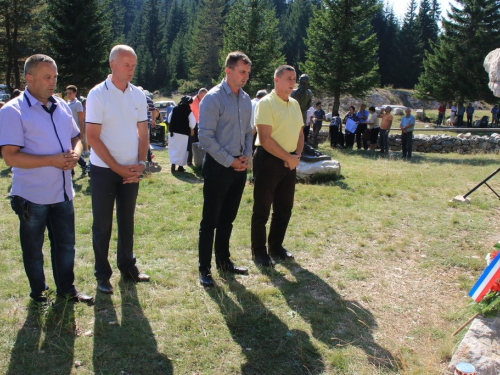 FOTO: Na Vran planini služena misa za poginule duvandžije