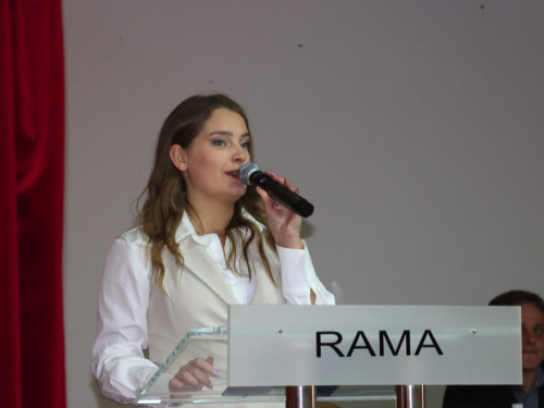 FOTO: Na Šćitu predstavljena knjiga ''Oluje u nama'' autora Ivana Tadića