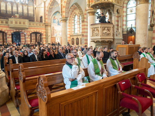 FOTO: Fra Mile Beljo zaređen za đakona