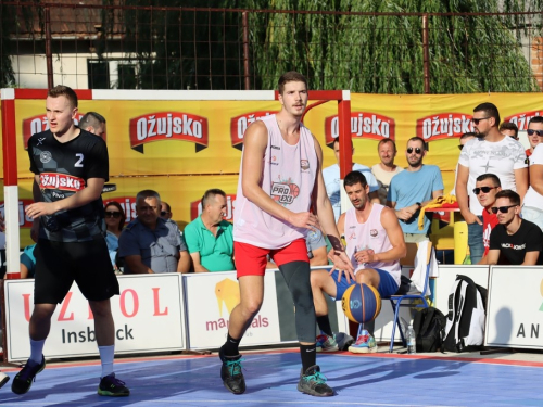 FOTO: Ekipa ''Ba.Riba'' pobjednik 20. Streetball Rama 2022.