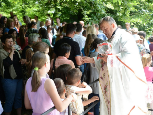 FOTO: Proslava sv. Ante na Kominu u župi Uzdol