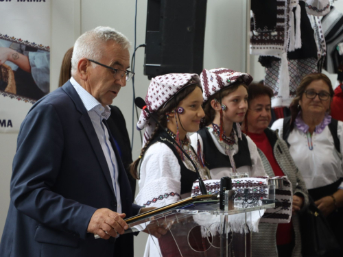 FOTO: Otvoren 17. sajam ''Dani šljive Prozor - Rama 2024.''