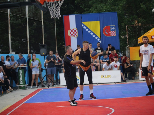 FOTO: Druga večer turnira 19. Streetball Rama