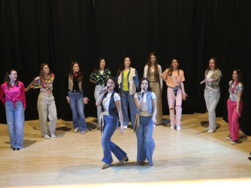 FOTO: Valentinovo u Prozoru - Maturanti priredili nezaboravnu večer