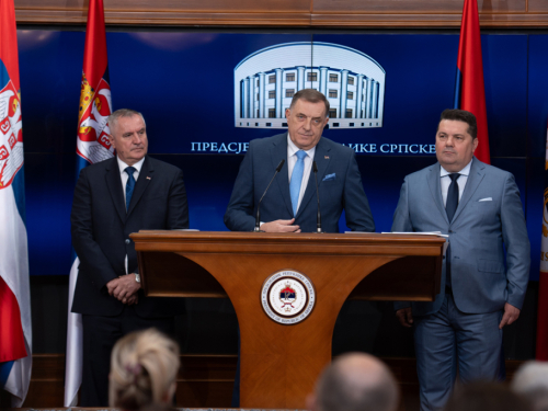 Njemačka i Austrija uvele sankcije Dodiku, Stevandiću i Viškoviću
