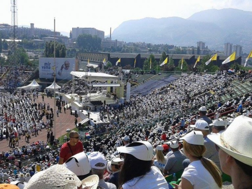 FOTO/VIDEO: Ramci na susretu s papom Franjom u Sarajevu