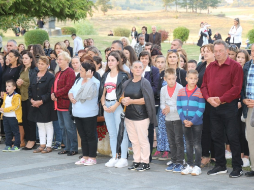 FOTO: Drugi dan trodnevnice na Šćitu - blagoslov prvašića i školskih torbi