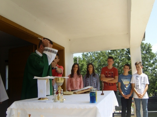 FOTO: Misa sekundacija vlč. Ivana Ivančevića u Jaklićima