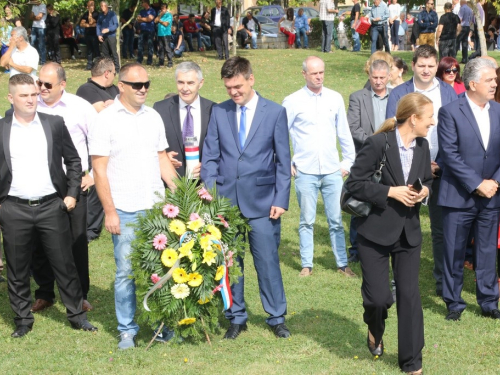 FOTO/VIDEO: Mala Gospa Rama-Šćit 2016.