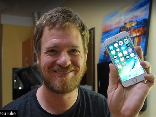 VIDEO: Evo kako možete sami složiti iPhone