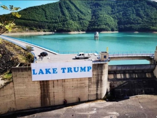 Trump na Kosovu ''dobio'' most i jezero