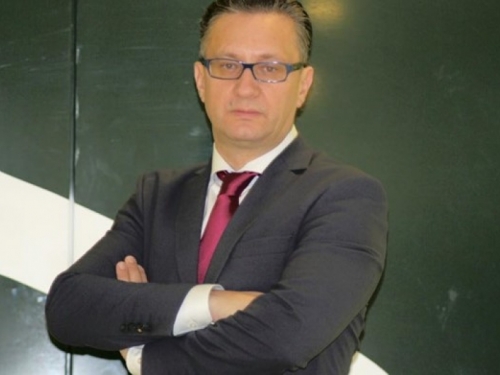 Zoran Tomić: Stabilna većina moguća je samo sa SBB-om