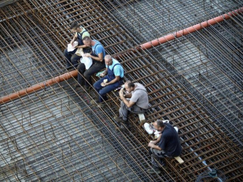 Više od 60 posto građana BiH želi promijeniti posao