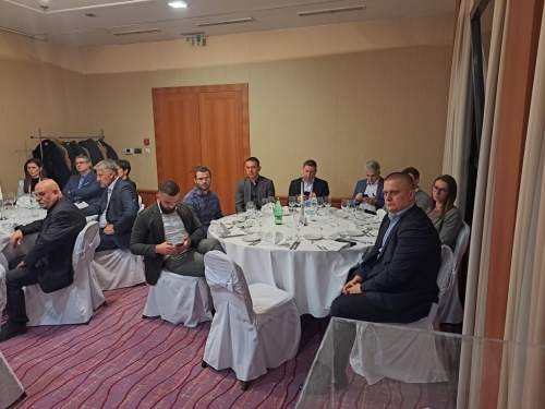 FOTO: Podrška iseljene Rame - U Zagrebu održana donatorska večera