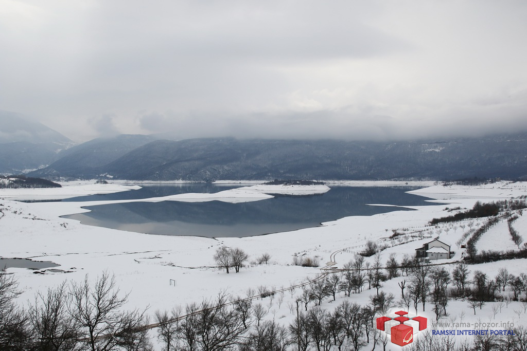 Rama Prozor Info Foto Zima Na Ramskom Jezeru