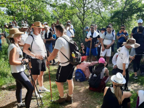 110 hodočasnika iz Rame krenulo pješice u Međugorje