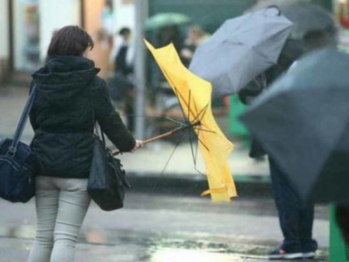 Narančasto upozorenje, u Hercegovini se očekuju intenzivne padaline i olujni vjetar