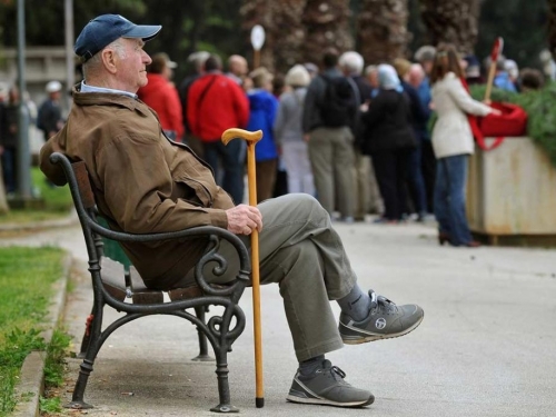 100.000 umirovljenika moglo bi izići na ulice