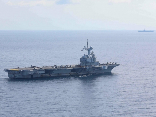 Napetost u Jonskom moru: Teški ratni brodovi SAD-a i Rusije jedni pored drugih