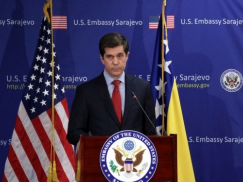 Američko veleposlanstvo ne odgovara na pitanja u vezi Deklaracije SDA