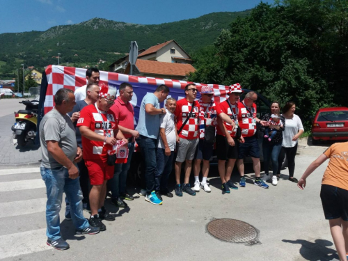 FOTO/VIDEO: Ramski navijači krenuli u Rusiju - Sretno!