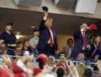Trump izviždan na utakmici, publika uzvikivala 'Zatvorite ga!'
