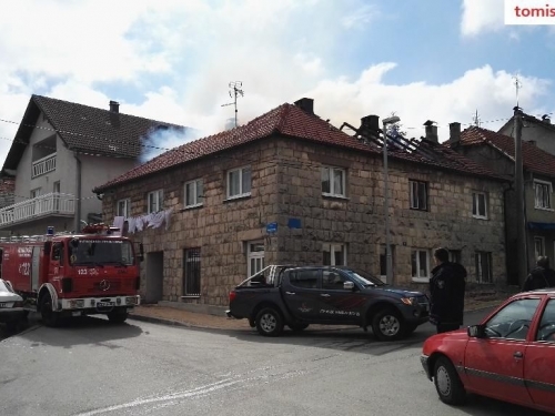 Tomislavgrad: Požar na obiteljskoj kući