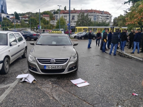 Napad u Sarajevu: ''Divlji'' prijevoznici brutalno pretukli taksistu