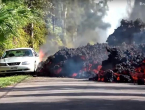 VIDEO: Pogledajte kako vulkanska lava 'guta' automobil