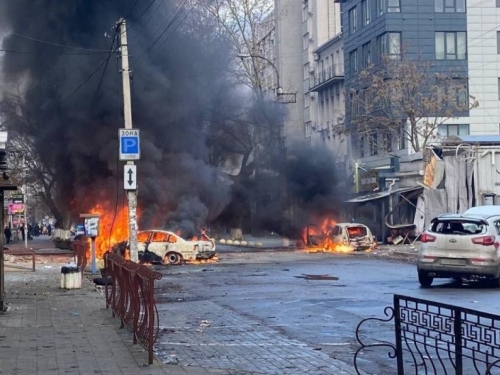 Ruski pokolj ukrajinskih civila na Badnjak: Najmanje osmero mrtvih, više desetina ranjenih