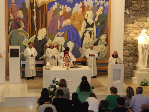 FOTO: Patron župe Gračac - Proslava sv. Antuna Padovanskog