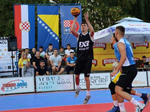 FOTO: Druga večer Streetball turnira u Prozoru