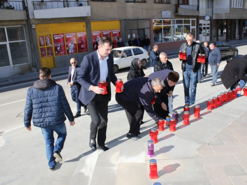 FOTO: Povodom Svih svetih u Prozoru zapaljene svijeće za poginule i preminule branitelje