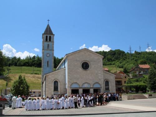 FOTO: Tijelovo u župi Prozor