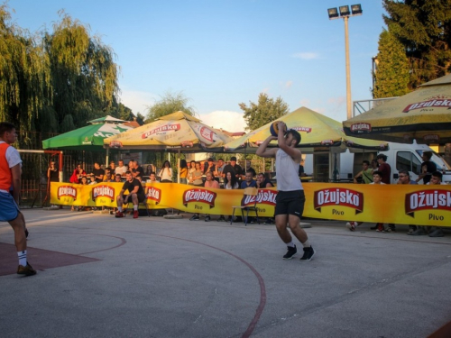 Foto: Internet club dd pobjednik je Streetball Rama 2018. za juniore