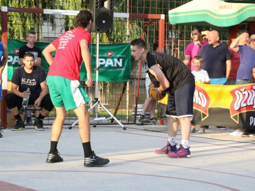 FOTO: ''General Vasilije Mitu'' iz Zagreba pobjednik 15. Streetball Rama