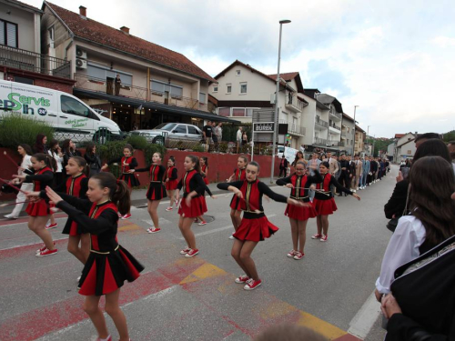 FOTO: Matura 2026. - Defile mladosti na ulicama Prozora