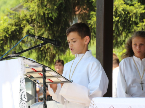 FOTO: Vanjska proslava patrona župe Prozor