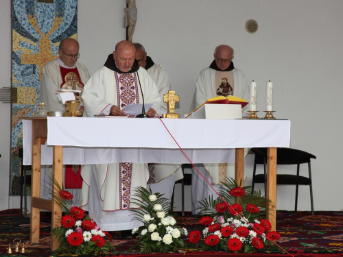 FOTO: Vanjska proslava svetoga Franje u Rumbocima
