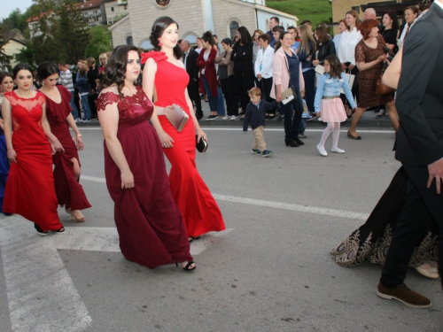 FOTO/VIDEO: Matura 2017. - Defile mladosti na ulicama Prozora