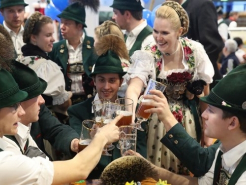 Prodaja i izvoz njemačkog piva pali na rekordno niske razine