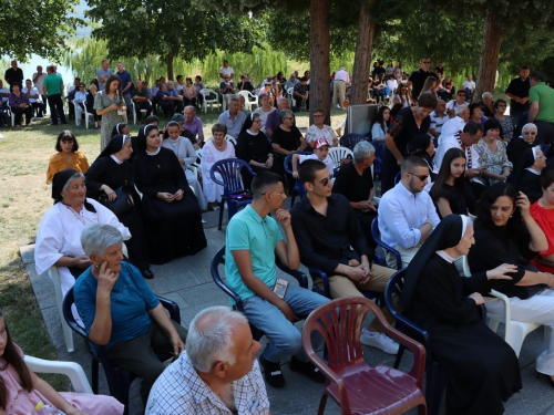 FOTO: Mlada misa fra Mislava Jozića na Šćitu